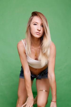 Original 1280 px/ 1920 px