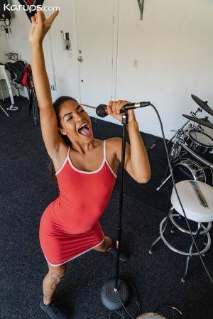 Original 1334 px/ 2000 px