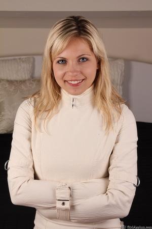 Original 853 px/ 1280 px