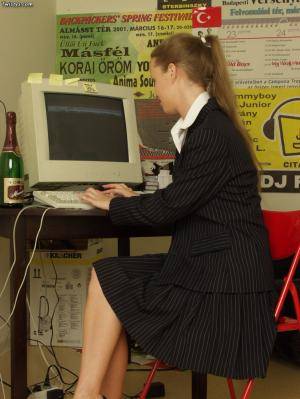 Original 730 px/ 973 px