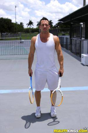 Original 2560 px/ 3840 px