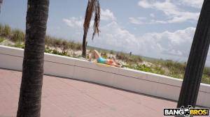 Original 1278 px/ 719 px