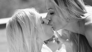 Original 1024 px/ 576 px