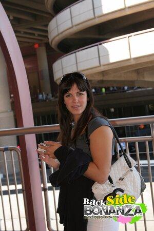 Original 1067 px/ 1600 px