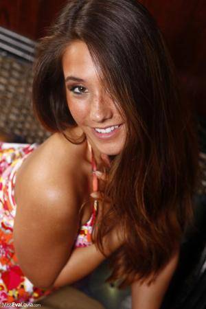 Original 1066 px/ 1600 px