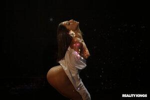 Original 3000 px/ 2000 px