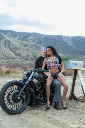 Original 2667 px/ 4000 px