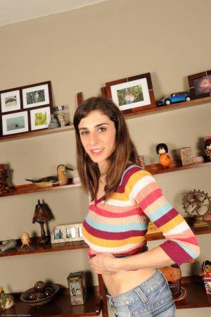 Original 682 px/ 1024 px