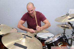 Original 2500 px/ 1667 px