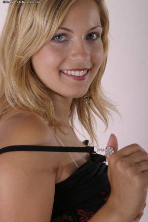 Original 682 px/ 1024 px