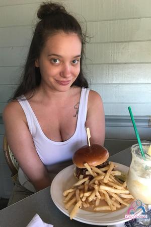 Original 2000 px/ 3000 px