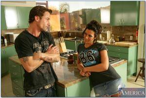 Original 850 px/ 571 px