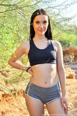 Original 852 px/ 1280 px