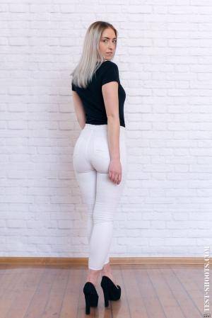 Original 854 px/ 1280 px