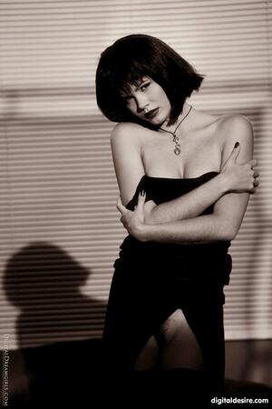 Original 1067 px/ 1600 px