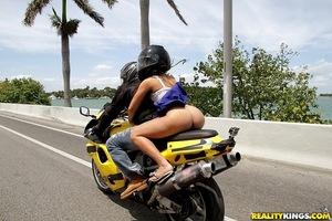 Original 900 px/ 600 px