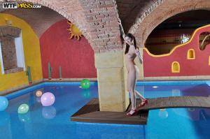 Original 1600 px/ 1063 px