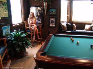 Original 979 px/ 734 px