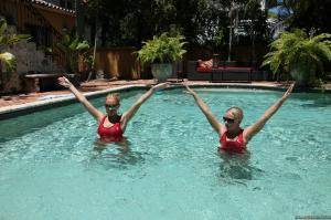 Original 2495 px/ 1663 px