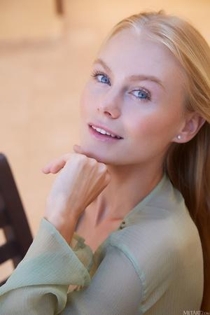 Original 1440 px/ 2160 px