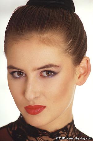 #DDF HotLegsAndFeet Caroline S