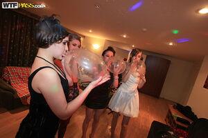 Original 1600 px/ 1067 px