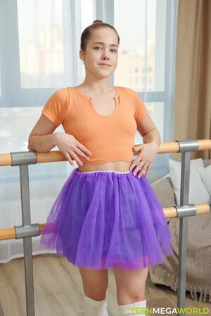 Original 2333 px/ 3500 px