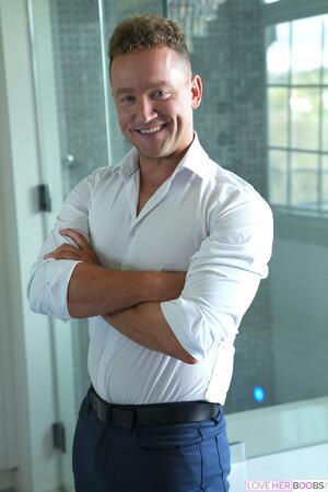 Original 3200 px/ 4800 px