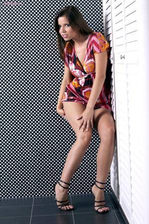 Original 1066 px/ 1600 px