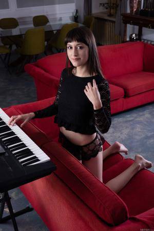 Original 5792 px/ 8688 px