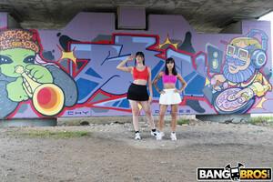 Original 2000 px/ 1333 px