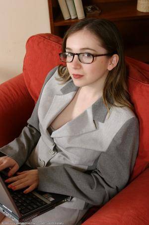 Original 680 px/ 1024 px