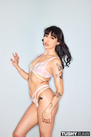 Original 2000 px/ 2999 px