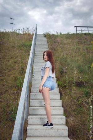 Original 854 px/ 1280 px