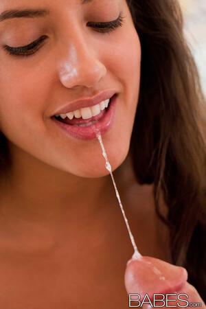 Original 832 px/ 1247 px