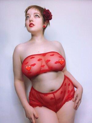 Original 640 px/ 852 px