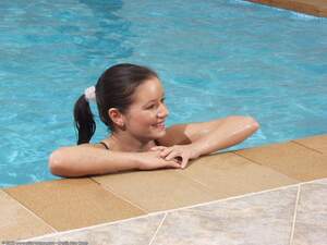 Original 1600 px/ 1200 px