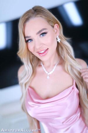 Original 2560 px/ 3840 px