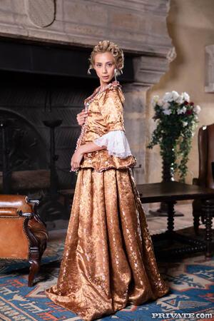 Original 1067 px/ 1600 px