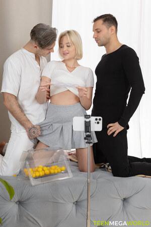 Original 2333 px/ 3500 px