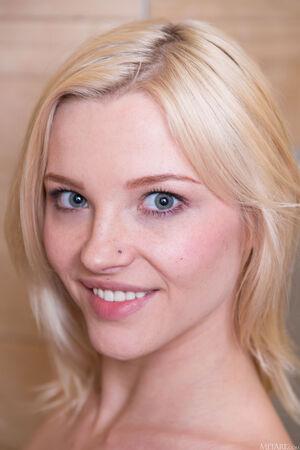 Original 3840 px/ 5760 px