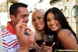 Original 900 px/ 600 px