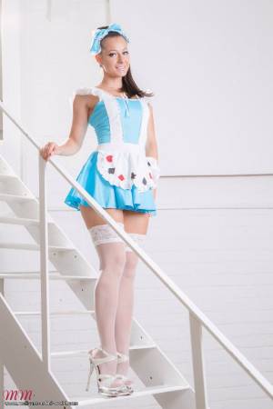 Original 682 px/ 1024 px