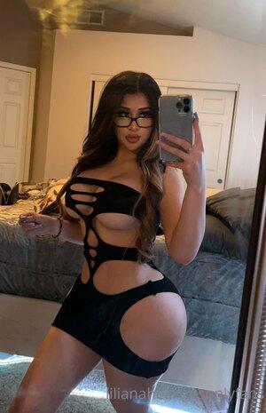 Original 1186 px/ 1837 px