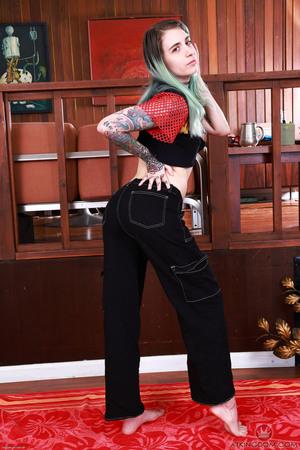 Original 2000 px/ 3000 px