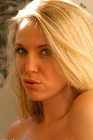 Original 680 px/ 1024 px