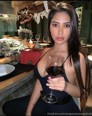 Original 828 px/ 1045 px