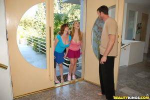 Original 765 px/ 512 px