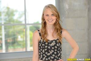 Original 3840 px/ 2564 px