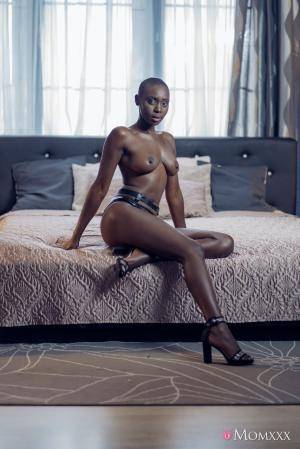 Original 854 px/ 1280 px